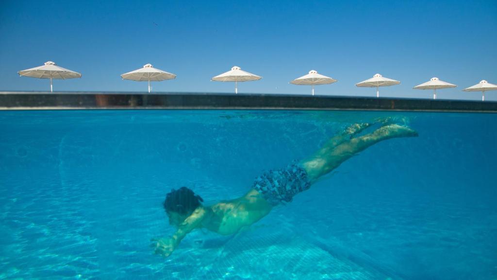 Buca Beach Resort Meszíni Kültér fotó